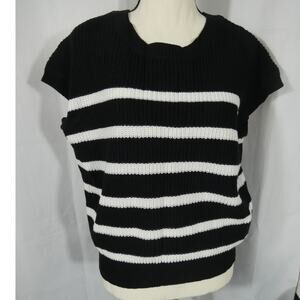 Jessica Simpson Medium Knitted Sweater Sleeveless Striped Stretchy